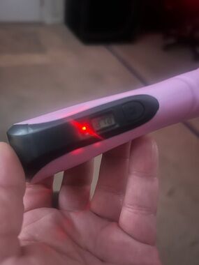 Pink Digital 3D printing pen with 12 different filaments and 3d printing mat
